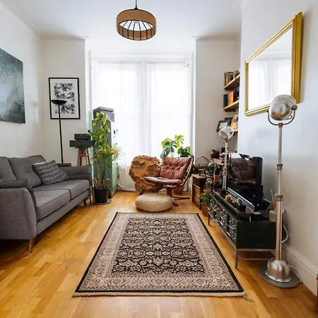 Unique Private Apartment W/ Easy Access To Central London Exterior photo